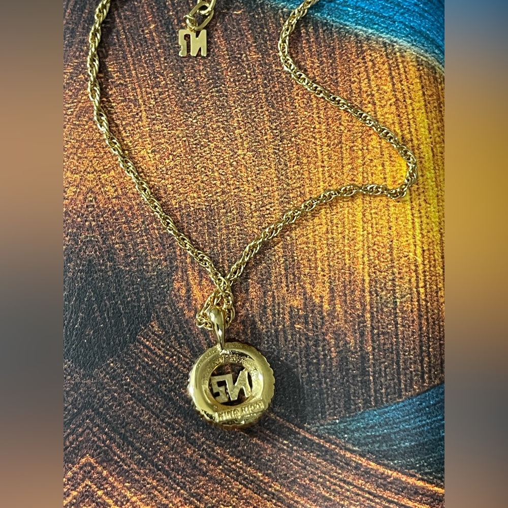 Nina Ricci Necklace - Picture 4 of 4